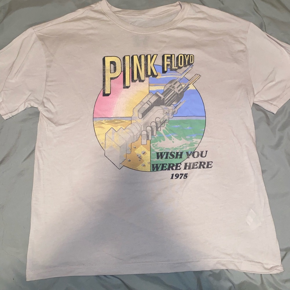 Pink Floyd graphic tee